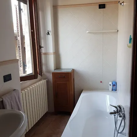 La Terrazza Sull'umbria 아파트 *